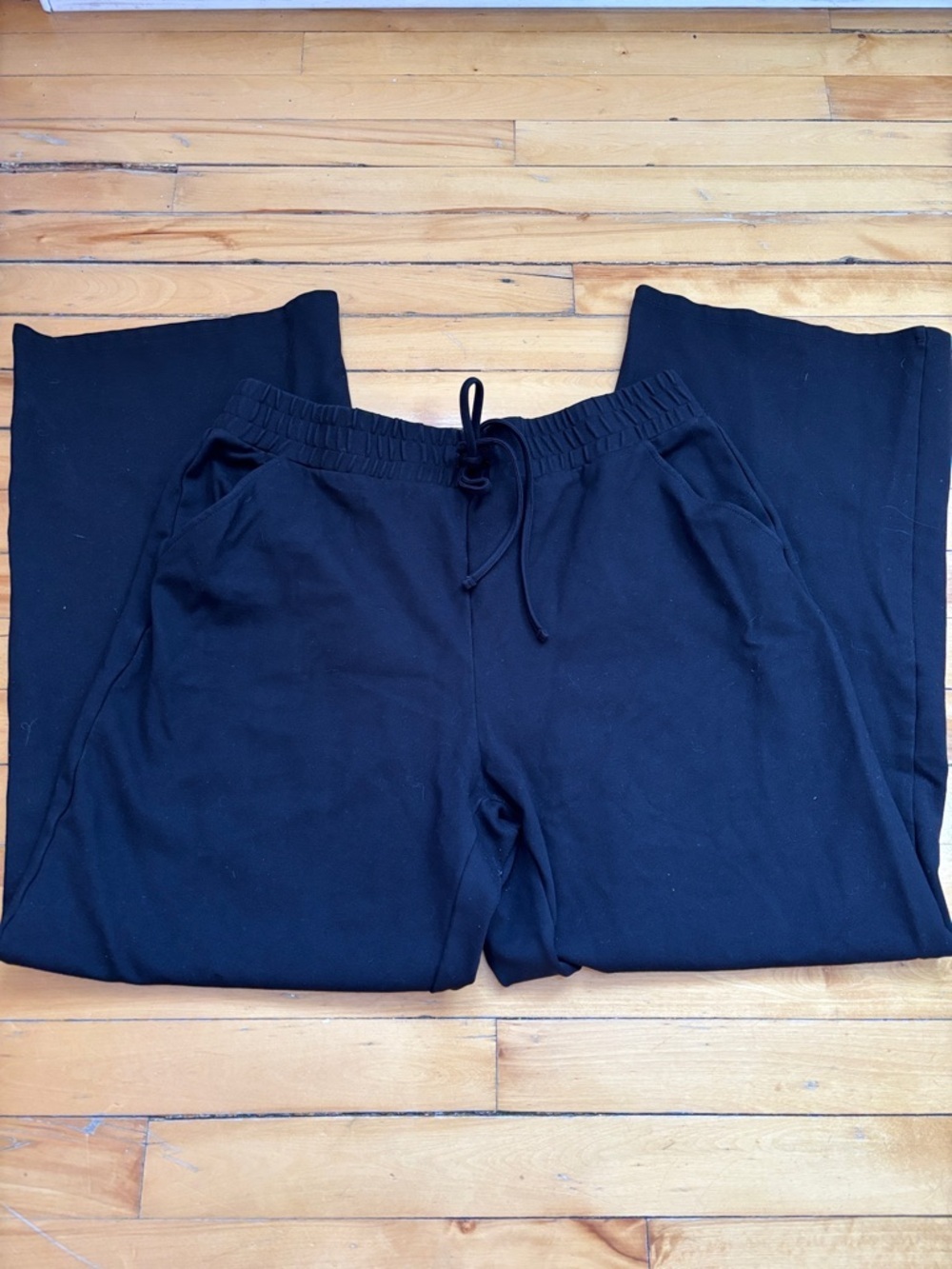 🎉4/30$🎉 Signature Black Drawstring Wide-Leg Trousers